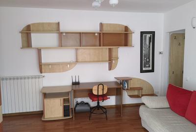 Proprietar închiriez garsonieră Hala Traian Sector 2 - 9