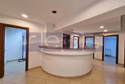 VANZARE SPATIU COMERCIAL | 15 CAMERE | ZONA UNIRII - 3