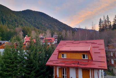 Apartament cu 3 camere decomandat în Poiana Brașov