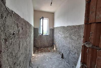 Casa 3 dormitoare, zona Margineni - 10