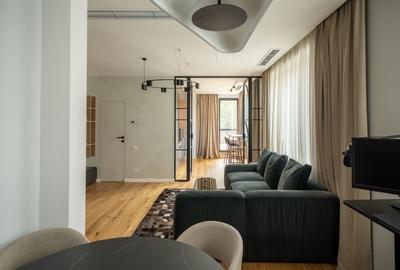 Apartament cu 2 camere semidecomandat, mobilat în Tunari