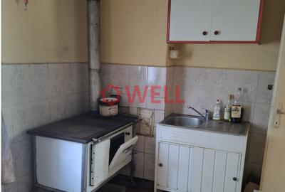 DE VÂNZARE APARTAMENT CU 3 CAMERE - 3