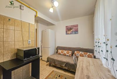 Garsoniera decomandată, str. Bisericii Române, langa Colina Universitatii - 2