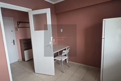 Apartament cu 2 camere semidecomandat în Giurgiului