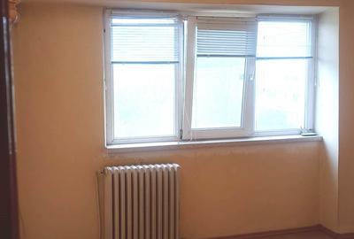 Apartament 2 camere decomandat, 55 MP, CT, et. intermediar, la bvd. Dacia - 5