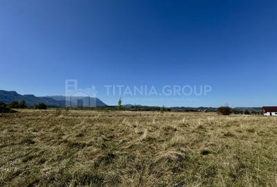 Teren intravilan parcelabil, priveliște spre munți, Sohodol, Bran - 16