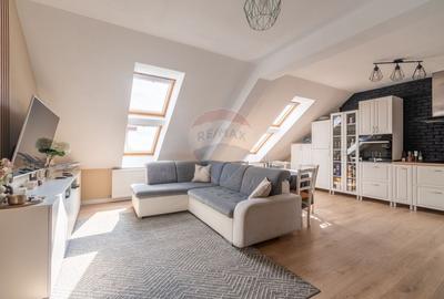 Apartament cu 3 camere semidecomandat, mobilat în Bună Ziua