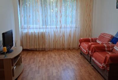 Apartament cu 2 camere semidecomandat, mobilat în Baba Novac