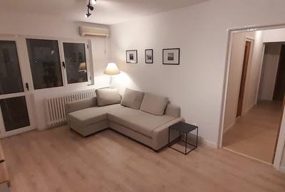 Apartament cu 4 camere semidecomandat, mobilat în Pantelimon