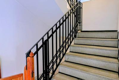 Bazilescu-B.Noi,luminoasa,6camere,iteren 720mp,deschidere mare, metrou,parc - 3
