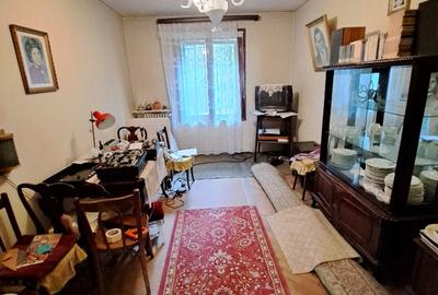 Apartament cu 3 camere decomandat în Barbu Văcărescu