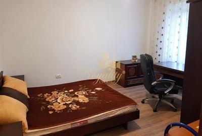 Garsonieră decomandată, mobilată în Complex Studențesc