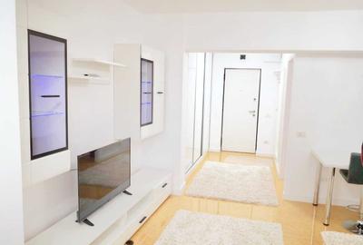 Apartament cu 3 camere decomandat în Moșilor