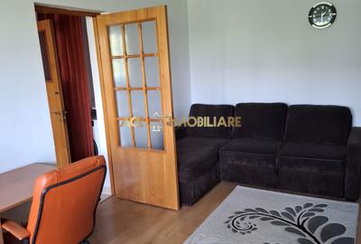 Apartament cu 2 camere semidecomandat, mobilat în Crângași