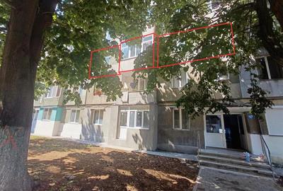 Apartament 3 camere etaj 2 in Moldova Noua - 11