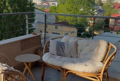 Apartament cu 3 camere decomandat, mobilat în Barbu Văcărescu