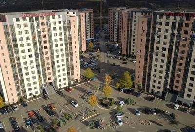Apartament cu 3 camere decomandat, mobilat în Cug