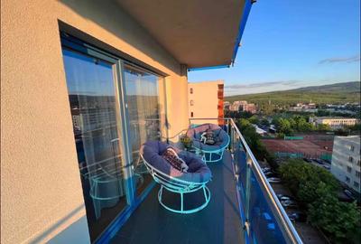 Apartament cu 2 camere semidecomandat, mobilat în Gheorgheni