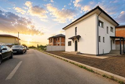 Vilă individuală în Tunari – 5 camere, curte privată - 1