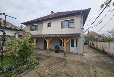 Duplex cu 5 camere în Șibot