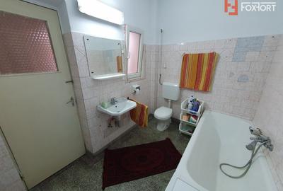Oportunitate de investitie: 2 case total 8 camere si SAD - Freidorf - 31
