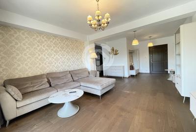 Apartament cu 3 camere decomandat, mobilat în Central