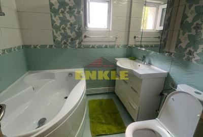 De închiriat apartament 4 camere decomandat - 8