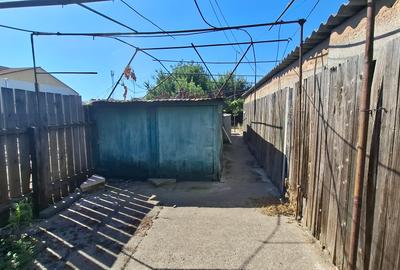 Casă individuală cu 3 camere în Coiciu