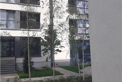 Apartament cu 3 camere decomandat în Rahova