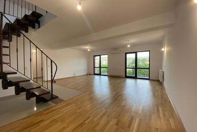 Apartament cu 3 camere decomandat, mobilat în Bucium