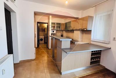Apartament cu 3 camere de închiriat în zona Nufarul - 3