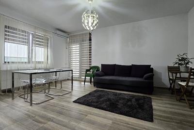 Apartament cu 2 camere decomandat, mobilat în Central