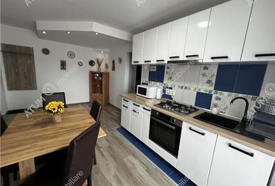 Apartament 3 camere la etaj intermediar si pivnita zona Vasile Aaron - 7