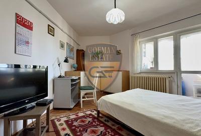 3 Camere Decomandat + uscător + boxă Capitol 3 balcoane centrala gaz 2 bai  A/C - 22