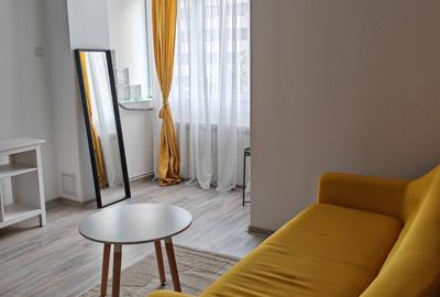 Apartament cu 2 camere decomandat, mobilat în Ultracentral