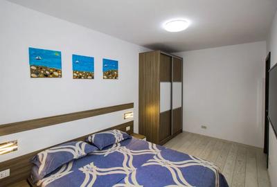 Apartament cu 3 camere semidecomandat, mobilat în Tomis Nord