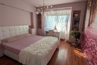 Apartament cu 4 camere decomandat, mobilat în Doamna Ghica