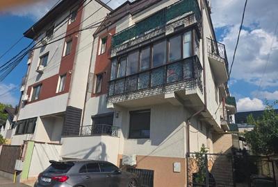 Apartament cu 2 camere decomandat, mobilat în Bucureștii Noi