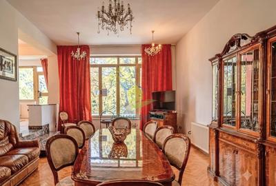 Proprietate unica, vila 1100 mp, 8000 mp teren, pe malul lacului Snagov - 8