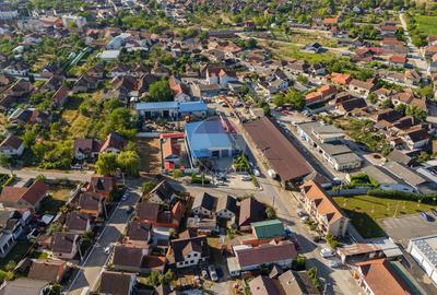 Vânzare Complex industrial  – 3.037 mp teren, 4 hale - 1400 mp Beiuș - 16