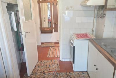 Vand apartament 4 camere decomandat Deva, Mihai Eminescu (Politia Judet)  et 1 - 4