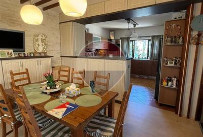 Duplex cu 7 camere în Central