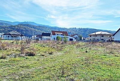 Intrare in Rasnov dinspre Brasov, zona de case noi, teren de 1976mp, - 9