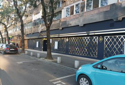 IULIU MANIU-Militari - Gorjului Metrou - 70 mp - pret 2200 euro lunar - 2