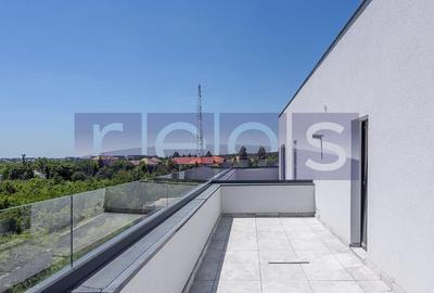 Penthouse cu 3 camere semidecomandat, mobilat în Băneasa
