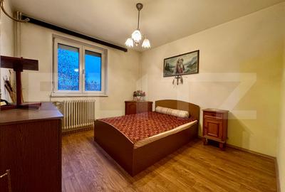 Apartament cu 3 camere decomandat, mobilat în Rogerius