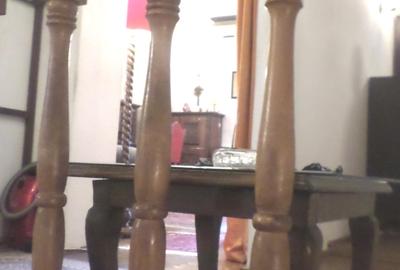 Apartament cu 3 camere decomandat în Capitale