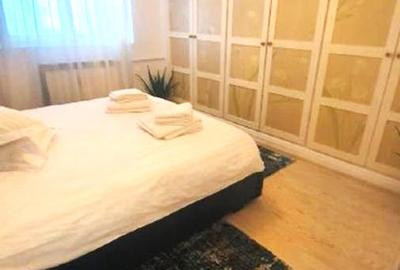 Apartament cu 3 camere decomandat în Nerva Traian