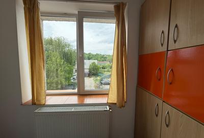 Apartament luminos cu 2 camere, etaj intermediar, Strada Oașului - 6
