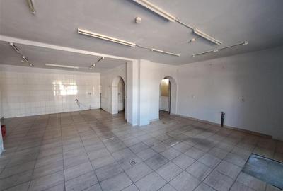 Spațiu comercial, de 120 mp, în Semicentral